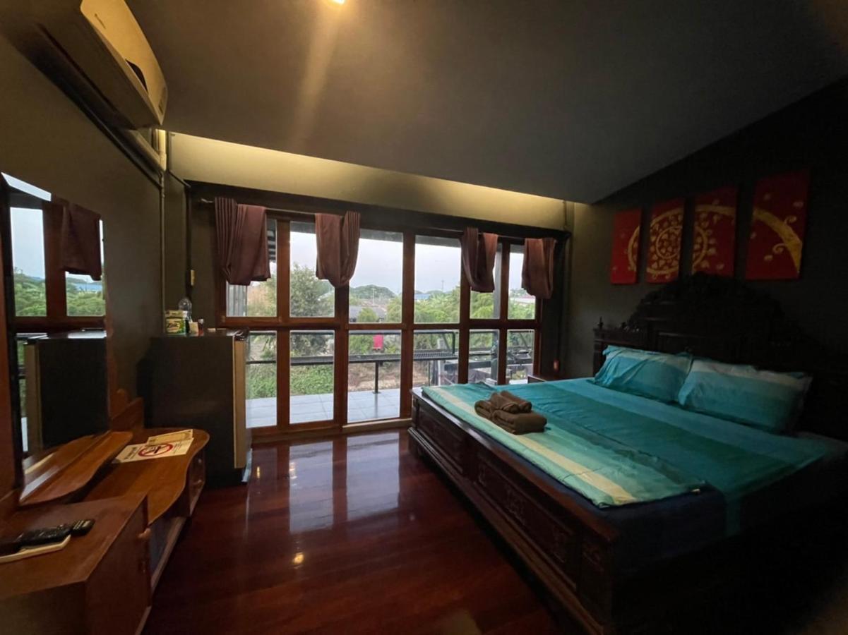 Baan Mae Khian Cafe & Boutique Hotel Ayutthaya Eksteriør billede