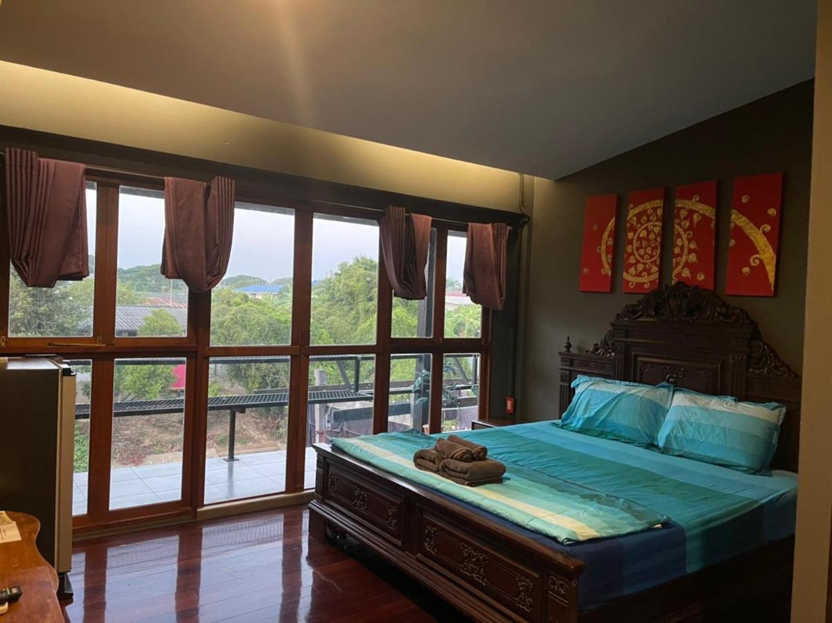 Baan Mae Khian Cafe & Boutique Hotel Ayutthaya Eksteriør billede
