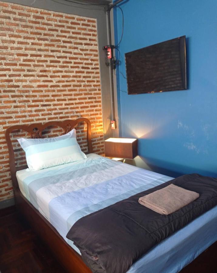 Baan Mae Khian Cafe & Boutique Hotel Ayutthaya Eksteriør billede
